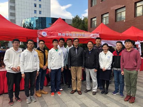 英国上市公司365